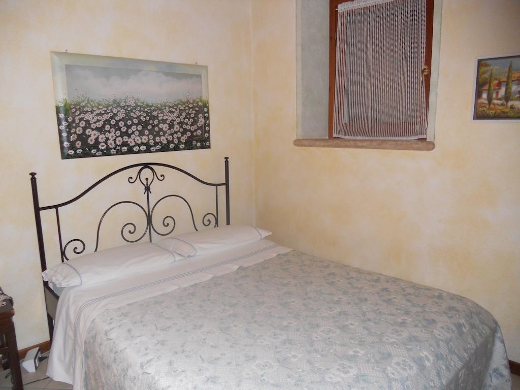 Agriturismo Le Mura Del Gherlo Villa Valeggio sul Mincio Værelse billede