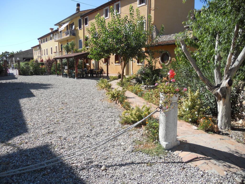 Agriturismo Le Mura Del Gherlo Villa Valeggio sul Mincio Eksteriør billede